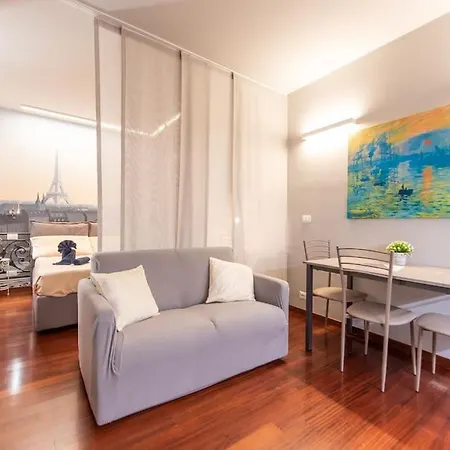 Agape Suite Elegante Suite In Pieno Centro-2